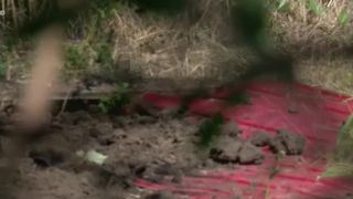 VIDEO Uciși pentru o bucată de păm&acirc;nt de propriul fiu.  Bărbatul nu are nicio urmă de regret "Puteam să te omor și pe tine"