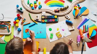 VIDEO Școala de vară, bucuria celor mici! Cum se distrează copiii?