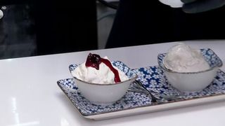 VIDEO Înghețată cu aroma copilăriei! Cum se face desertul răcoros pe bază de orez cu lapte?