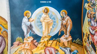 VIDEO Ce sărbătoare este azi  &icirc;n Calendarul ortodox, pe 6 august 2024? Este dezlegare la pește și cruce roșie