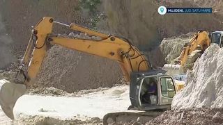 VIDEO Îmbogățit din nisip pentru pisici! Produsul este vândut în mai multe țări din Europa