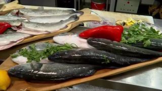 VIDEO Dezlegarea la pește este scumpă! Cu cât au crescut prețurile față de anul trecut?