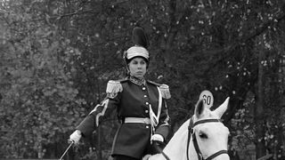 A murit Rita, cel mai iubit cal din Jandarmeria Rom&acirc;nă. Reprezentanții MAI i-au adus un omagiu emoționant &icirc;n mediul online:  &bdquo;E sf&acirc;șietor tot ce simți. Se uita &icirc;n ochii mei și &icirc;i curgeau lacrimile&rdquo;