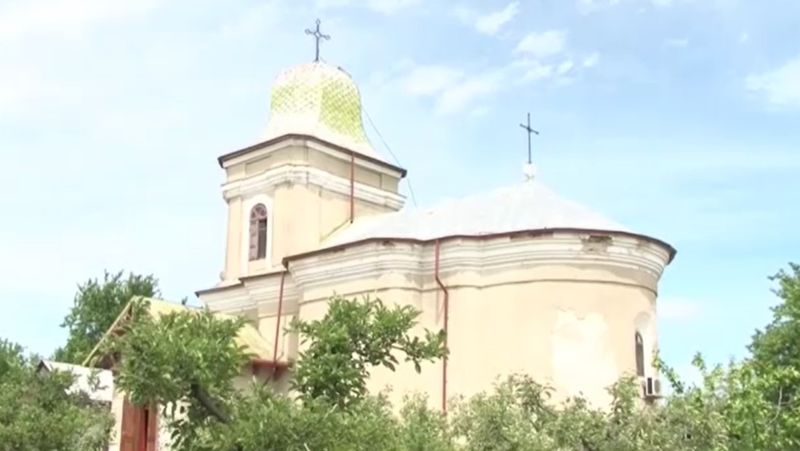 preot, teleorman, escrocherie, biserica 