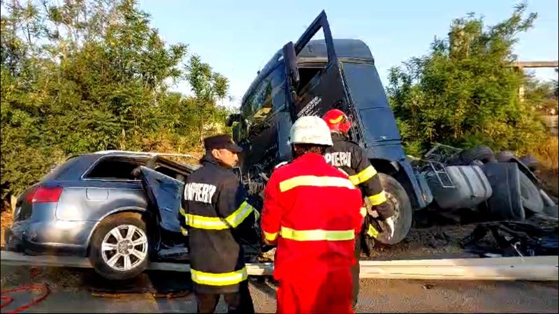 accident mortal, drobeta turnu severin, tineri morti 