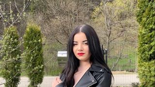 VIDEO Maltratată de iubitul ofițer, Ioana s-a sinucis: „L-am iubit cel mai mult”. Prima măsură luată de IPJ Suceava, după moartea tinerei de 18 ani