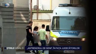 VIDEO „Antrenorul de genii”, în fața judecătorilor! Procurorii au cerut prelungirea arestului preventiv