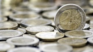 Dicționar vise: Ce înseamnă când visezi bani