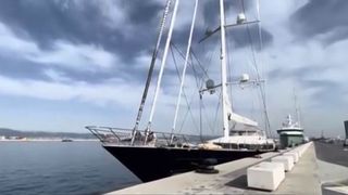 VIDEO Tragedie pe mare, la 15 kilometri de Palermo. Un super iaht de peste 17 milioane de euro s-a scufundat