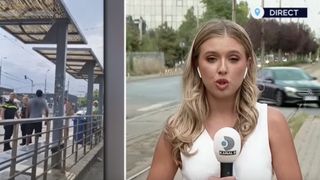 VIDEO Bărbat &icirc;njunghiat &icirc;n stația de tramvai, &icirc;n București! Agresorii sunt de negăsit