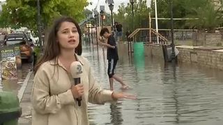 VIDEO Vreme extremă, ruperi de nori și trombe! Vijeliile urmează să facă ravagii &icirc;n multe zone din țară