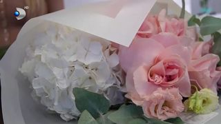 VIDEO „Avem deja alese buchetele”. Părinții și copiii pregătesc flori pentru prima zi de școală