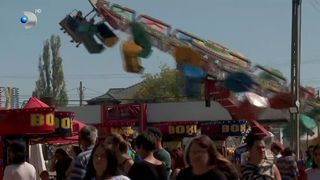 VIDEO „Ne mai distrăm și noi”. Bâlciul din Roșiorii de Vede, tradiție de peste 90 de ani