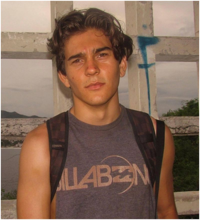 Actorul James Hollcroft a murit la doar 26 de ani