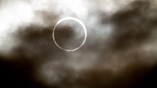 Eclipsă de soare  pe 2 octombrie 2024