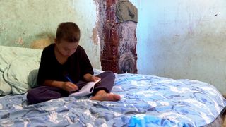 Duminică, de la ora 14:30, la &bdquo;Asta-i Rom&acirc;nia!&rdquo;, Desculți la școală