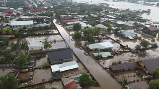 Risc de îmbolnăvire în zonele afectate de viituri. Ministerul Sănătății trage un semnal de alarmă: "Folosiţi apa care..."