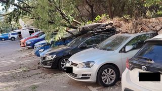 masini lovite, conacul dudesti, zid prabusit 