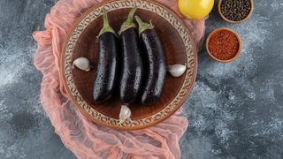 La ce temperatura se coc vinetele la cuptor