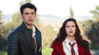 Astăzi, de la ora 20:00, în serialul ”Totul pentru familia mea”, difuzat la Kanal D, familia Eren trece printr-o dramă uluitoare