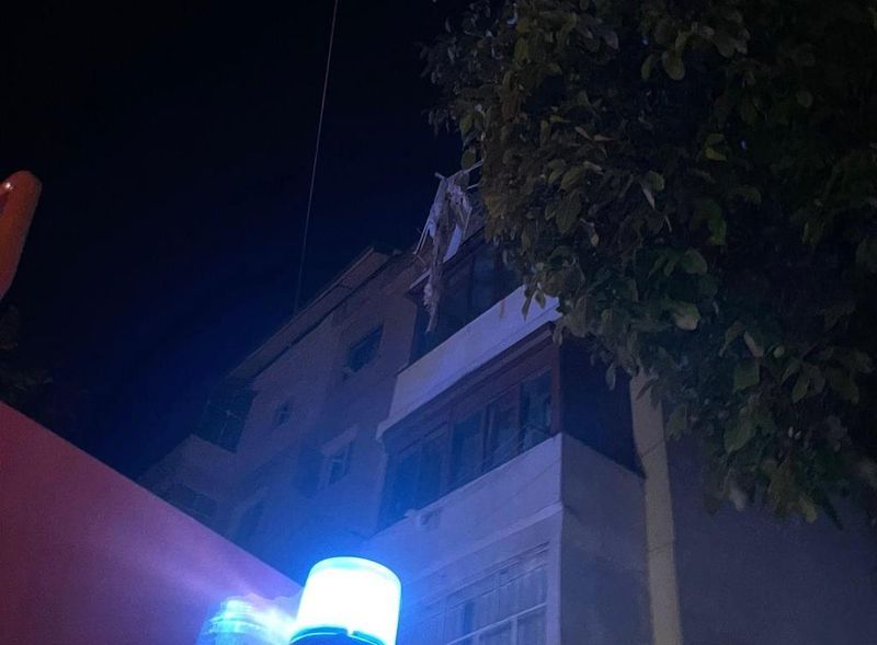 explozie adjud, explozie apartament, oameni evacuati 