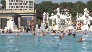 Se bucură de toamna cu temperaturi de vară