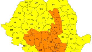 Cod portocaliu de ploi torențiale &icirc;n peste 20 de județe și București.