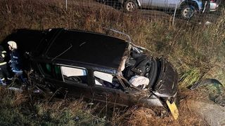 Doi tineri și-au pierdut viața într-un tragic accident pe autostrada A1. Mașina a zburat prin parapet în șanț