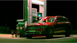 Cu c&acirc;t s-a scumpit petrolul