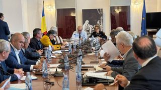 Ce salariu are un senator &icirc;n 2024. Alte avantaje și beneficii pe care le are