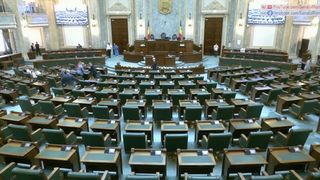 Ce salariu are un senator &icirc;n 2024. Alte avantaje și beneficii pe care le are