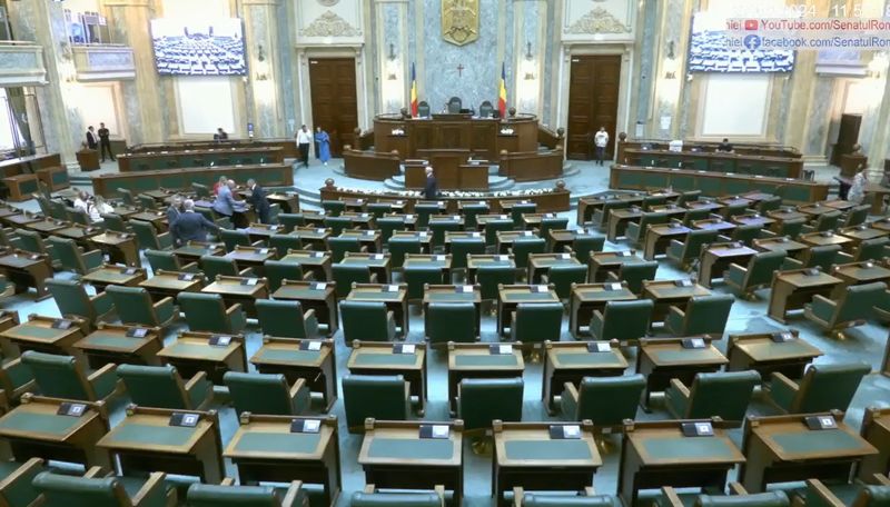 Ce salariu are un senator în 2024. Alte avantaje și beneficii pe care le are