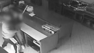 VIDEO „Ar trebui să fie urmată de repercusiuni”. Atacată la hotel de un bolnav psihic