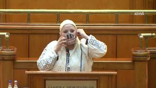 VIDEO Diana Șoșoacă, cercetată de procurori! Care sunt motivele?