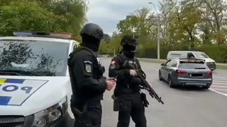 VIDEO Noi percheziții la clanurile interlope. Două familii, la un pas de un război stradal în Ialomița