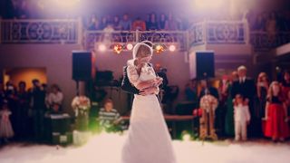 Nunțile ar putea fi organizate doar ziua, la T&acirc;rgu Jiu! Primarul este hotăr&acirc;t să interzică petrecerea evenimentului pe timpul nopții