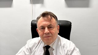 Nelu Tătaru este medic chirurg la spitalul Municipal din Huși