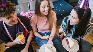 Sf&acirc;ntul Dimtirie, sărbătoare cu cruce roșie &icirc;n octombrie