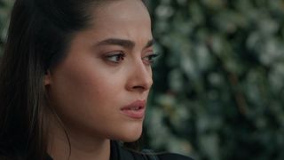 În această seară, de la ora 20:00, în serialul ”Inimă rebelă”, difuzat la Kanal D,  Un adevăr dureros picură otravă în inima lui Yaman # Când tatăl te-a vandut, ce mai ramane de făcut?