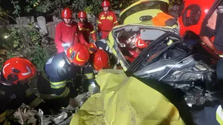 O fată de 16 ani și-a pierdut viața &icirc;ntr-un accident cumplit pe "Drumul morții"