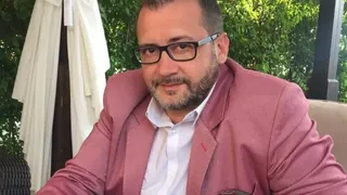 A murit solistul Romeo Cotoară, zis &ldquo;Cobra&rdquo;, la doar 48 de ani. Artistul și-ar fi prevestit sf&acirc;rșitul: ce mesaj cutremurător a publicat