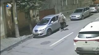 A vandalizat mașini