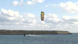 VIDEO „Pentru mine este terapie de suflet”. Sezonul „zmeielor” pe mare