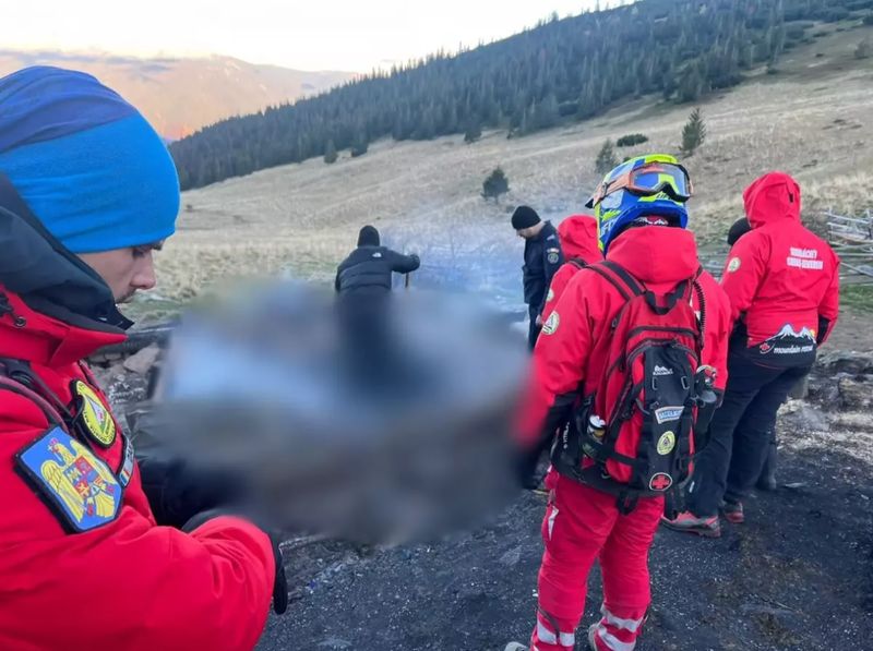 salvamontisti, cioban, stana, caras-severin 