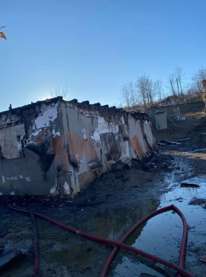 incendiu, alcool, barbat beat 