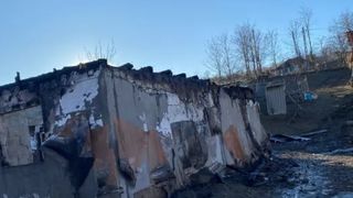 incendiu, alcool, barbat beat 