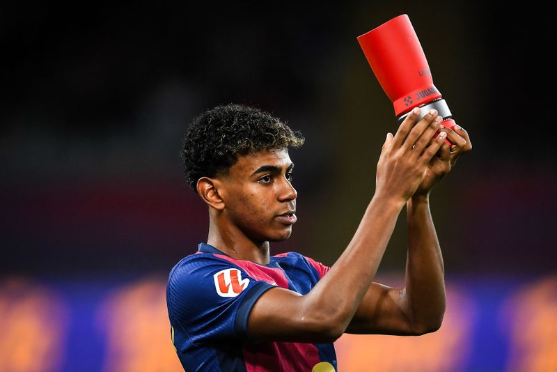 Lamine Yamal (17 ani)