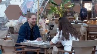 VIDEO Terasele sunt pregătite pentru iarnă. Patronii le-au amenajat special pentru sezonul rece