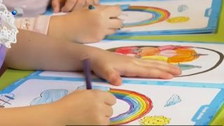 VIDEO Copiii merg la afterschool și &icirc;n vacanță