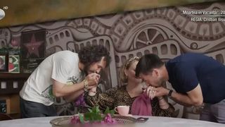 VIDEO „Vreau să vă spun că este o poveste reală”. „Moartea în vacanță” - o comedie spumoasă